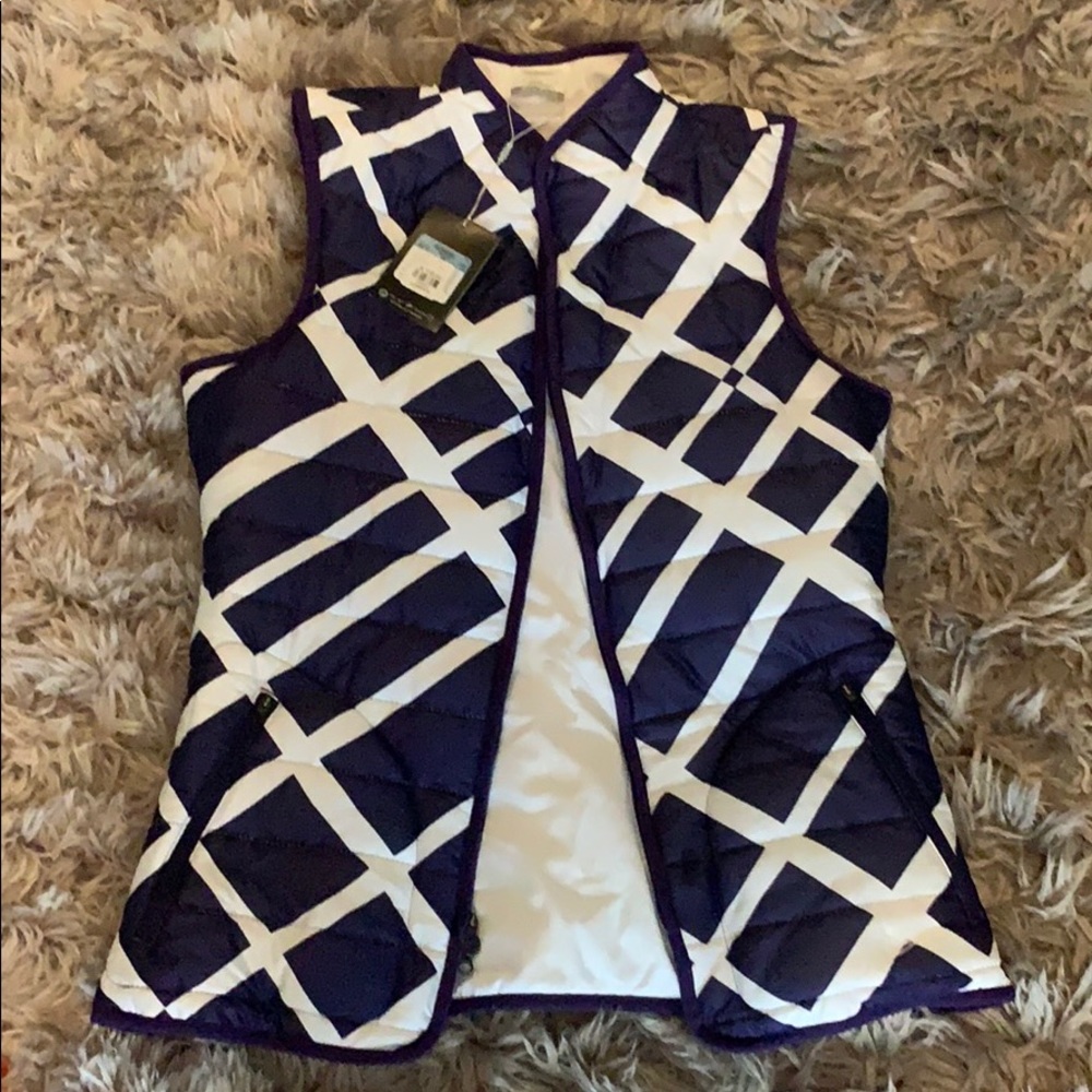 Women’s Nike Golf Vest Size M Purple and White NWT